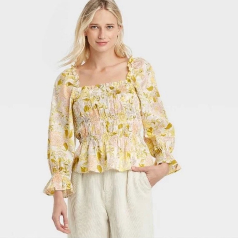 Who What Wear l S Pastel Floral Balloon 3/4 Sleeve Ruffled Smocked Peplum Blouse